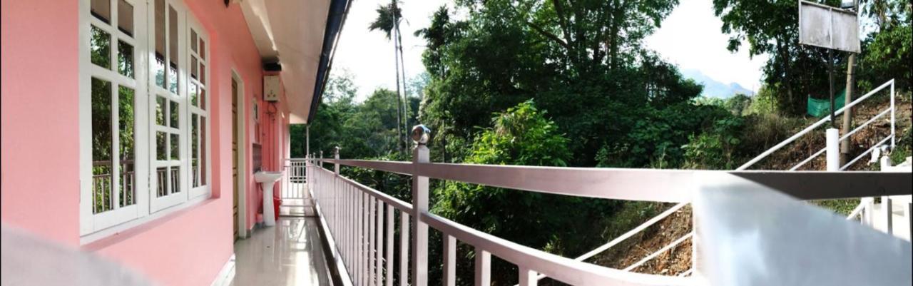 Drizzle Valley Cottage Munnar Esterno foto