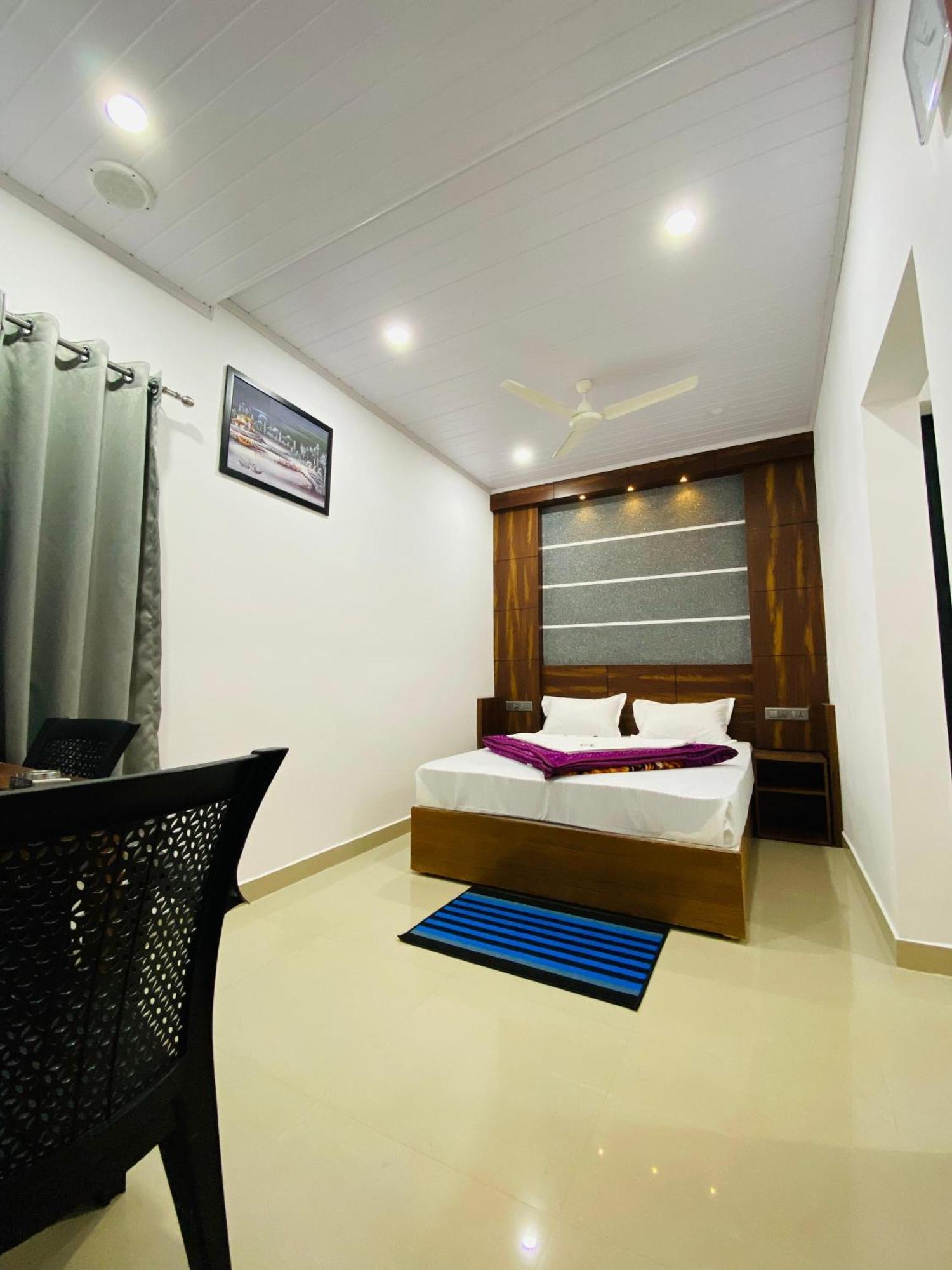 Drizzle Valley Cottage Munnar Esterno foto