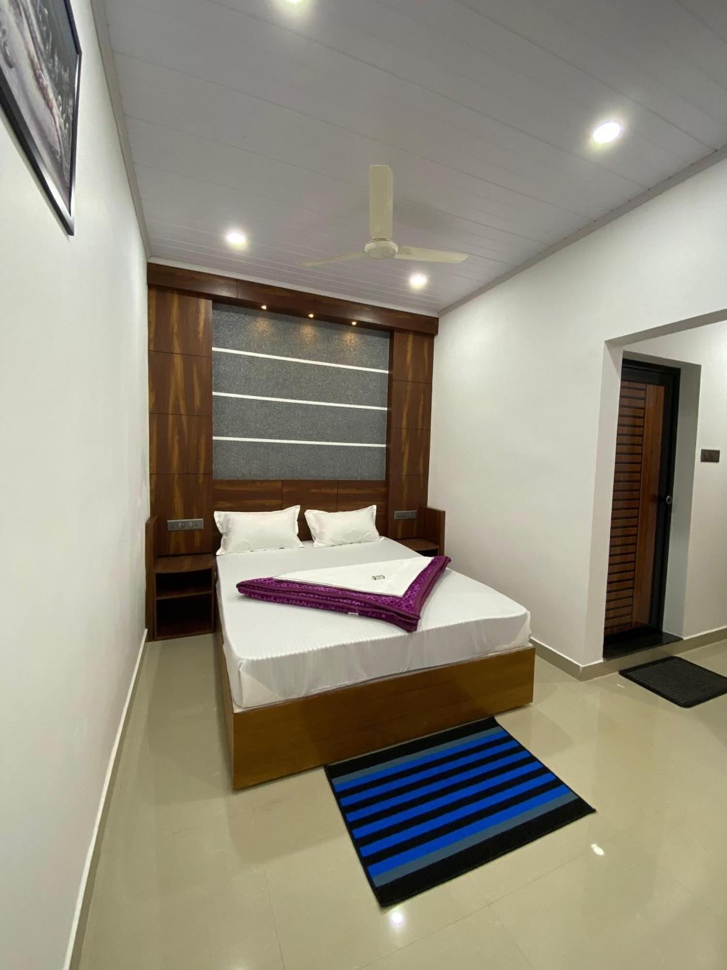 Drizzle Valley Cottage Munnar Esterno foto