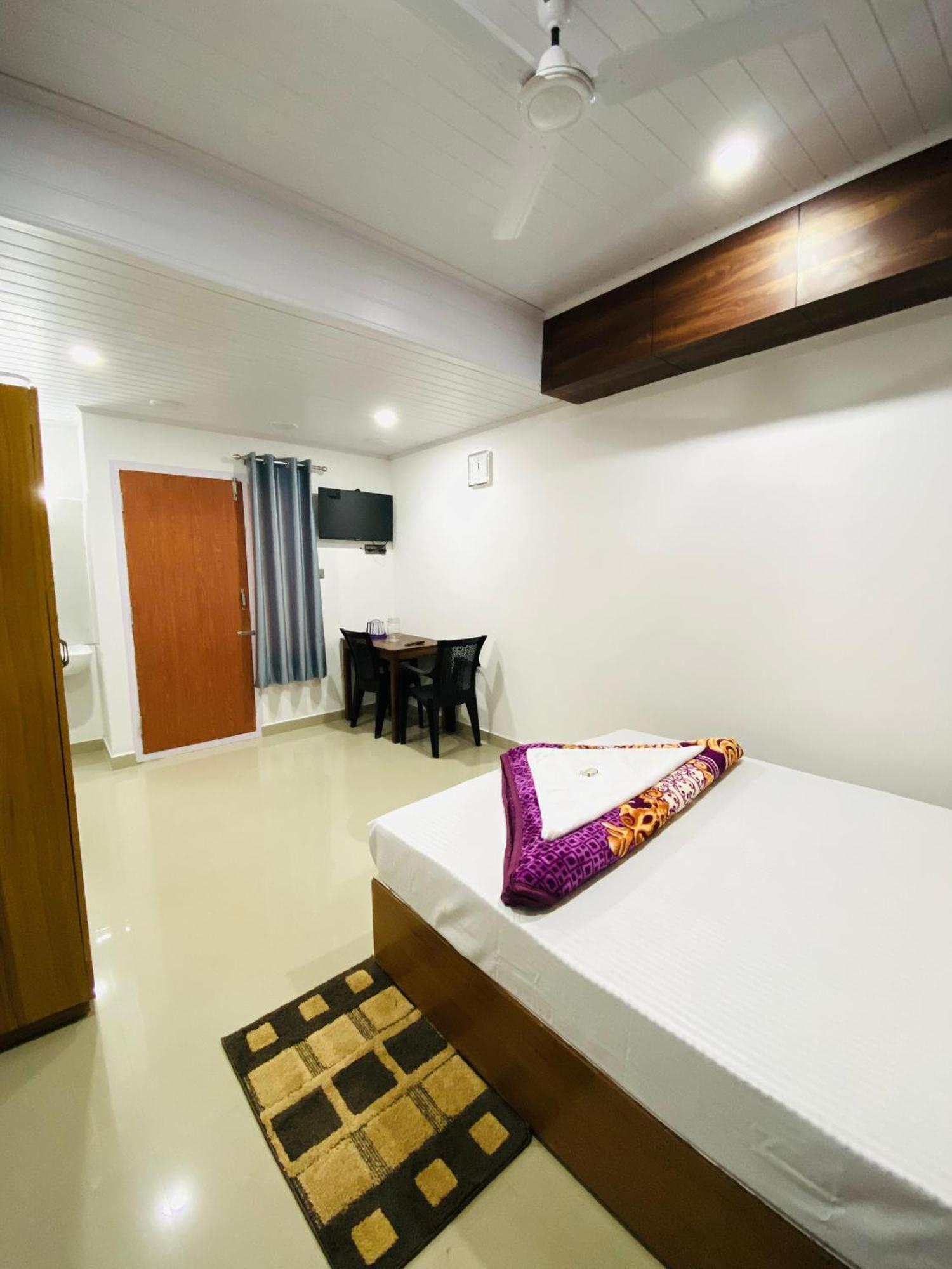 Drizzle Valley Cottage Munnar Esterno foto