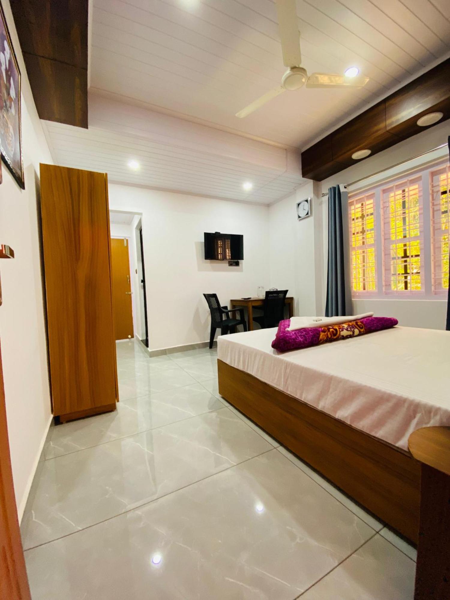 Drizzle Valley Cottage Munnar Esterno foto